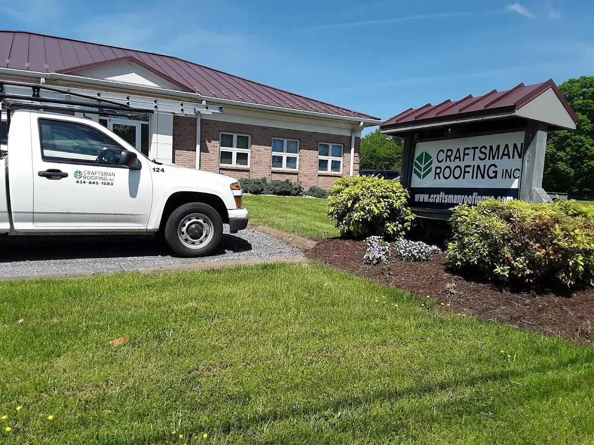 Quality Ice Dam Removal by experienced craftsmen in Woodlawn Acres